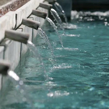 Qc Terme Bagni Vecchi 4* 보르미오