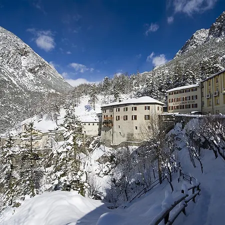 Hotel Qc Bagni Vecchi 4*